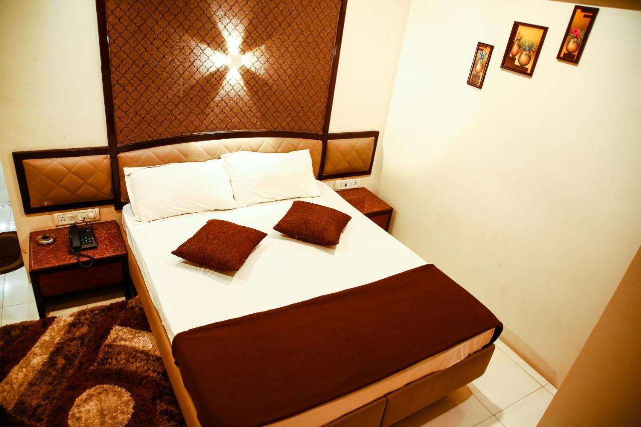 Hotel Ashoka Mire Exterior photo